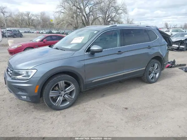 3VV2B7AX7LM140816 2020 VOLKSWAGEN TIGUAN - Image 2
