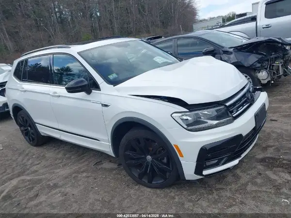 3VV2B7AX7LM143652 2020 VOLKSWAGEN TIGUAN - Image 1