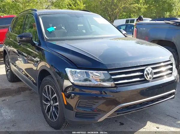 3VV2B7AX7LM156045 2020 VOLKSWAGEN TIGUAN - Image 1
