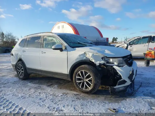 3VV2B7AX7LM156336 2020 VOLKSWAGEN TIGUAN - Image 1