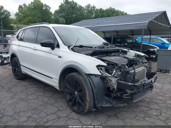 3VV2B7AX7LM171094 2020 VOLKSWAGEN TIGUAN - Image 1