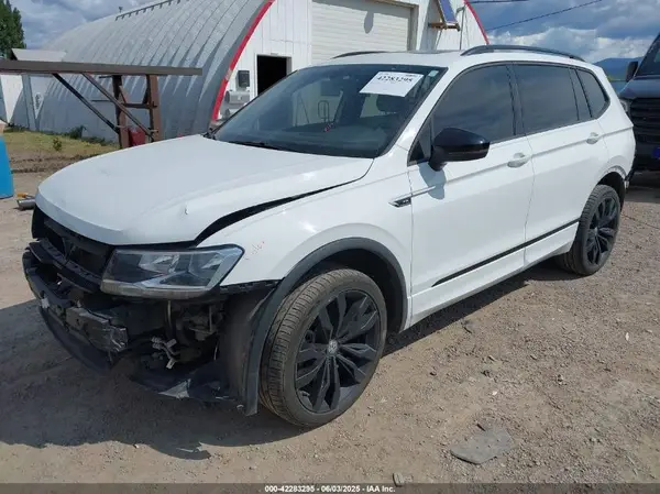 3VV2B7AX7LM182354 2020 VOLKSWAGEN TIGUAN - Image 2