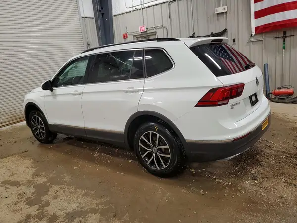 3VV2B7AX7MM003778 2021 VOLKSWAGEN TIGUAN - Image 2