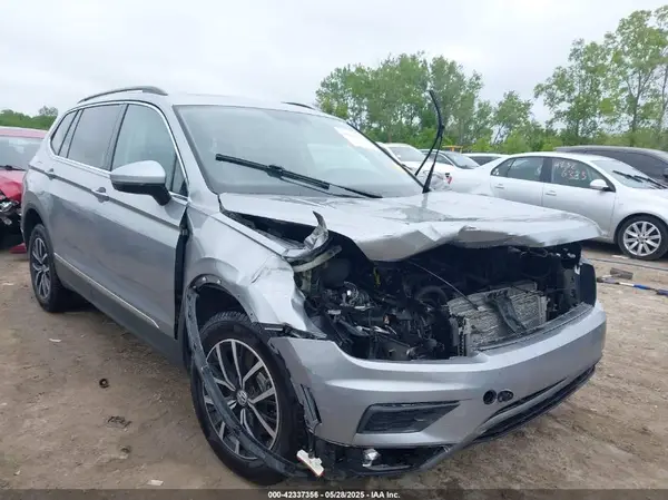 3VV2B7AX7MM005224 2021 VOLKSWAGEN TIGUAN - Image 1