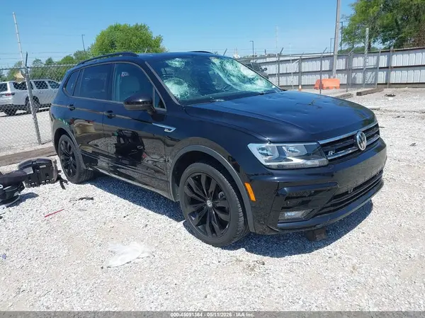 3VV2B7AX7MM038790 2021 VOLKSWAGEN TIGUAN - Image 1