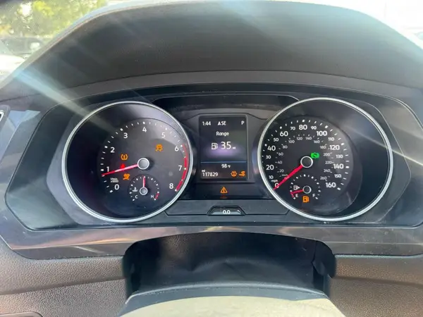 3VV2B7AX7MM043 2021 VOLKSWAGEN TIGUAN - Image 8