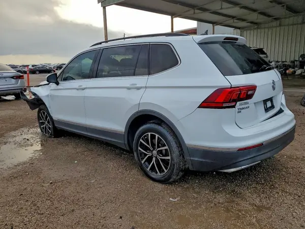 3VV2B7AX7MM044654 2021 VOLKSWAGEN TIGUAN - Image 2