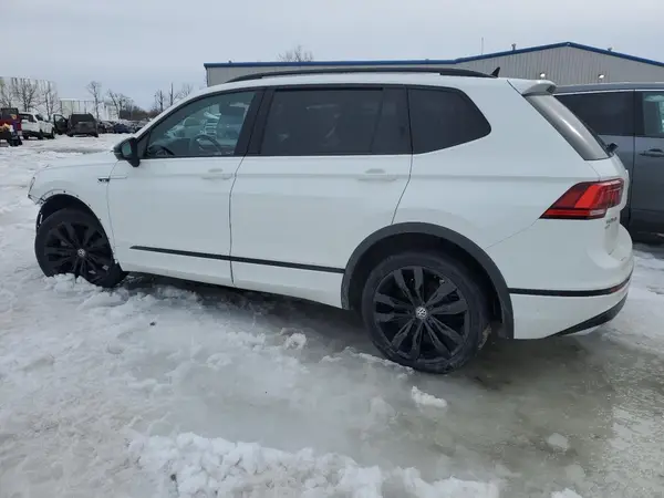 3VV2B7AX7MM080618 2021 VOLKSWAGEN TIGUAN - Image 2