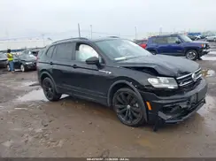 3VV2B7AX7MM083843 2021 VOLKSWAGEN TIGUAN