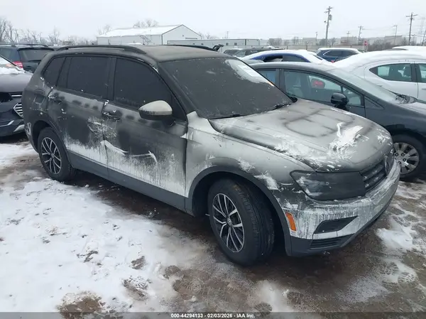 3VV2B7AX7MM111494 2021 VOLKSWAGEN TIGUAN - Image 1