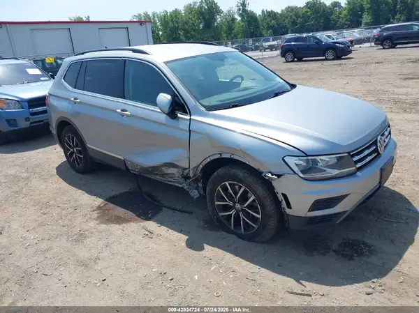 3VV2B7AX7MM118882 2021 VOLKSWAGEN TIGUAN - Image 1