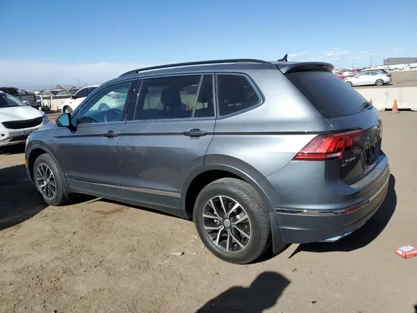 3VV2B7AX7MM121667 2021 VOLKSWAGEN TIGUAN - Image 2