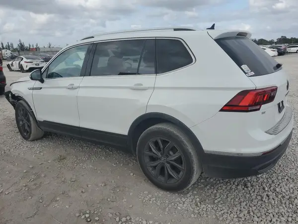 3VV2B7AX7NM027421 2022 VOLKSWAGEN TIGUAN - Image 2