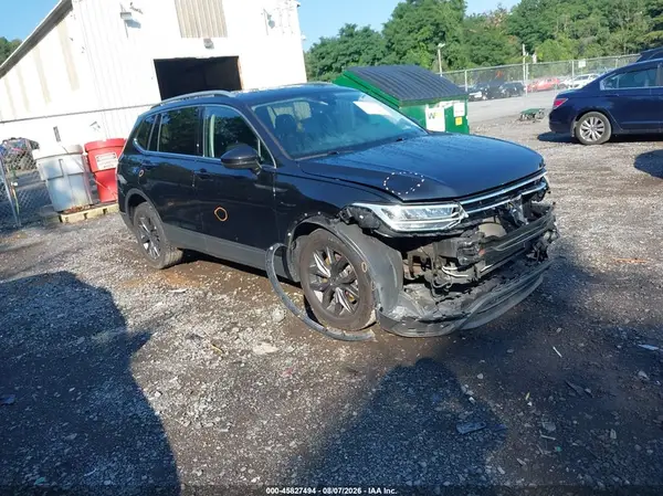 3VV2B7AX7NM039617 2022 VOLKSWAGEN TIGUAN - Image 1
