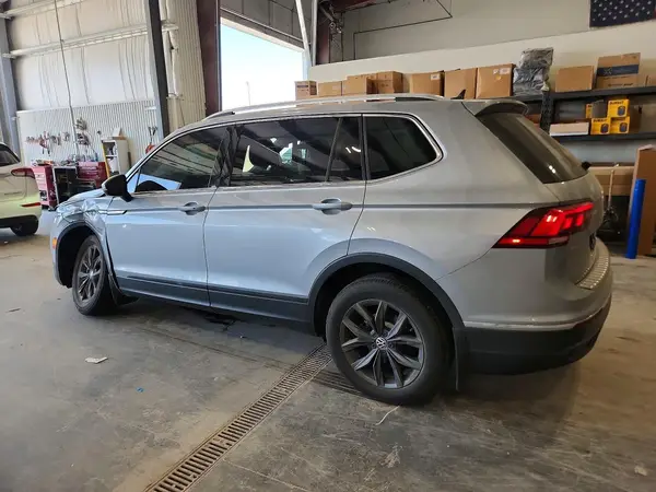 3VV2B7AX7NM087800 2022 VOLKSWAGEN TIGUAN - Image 2