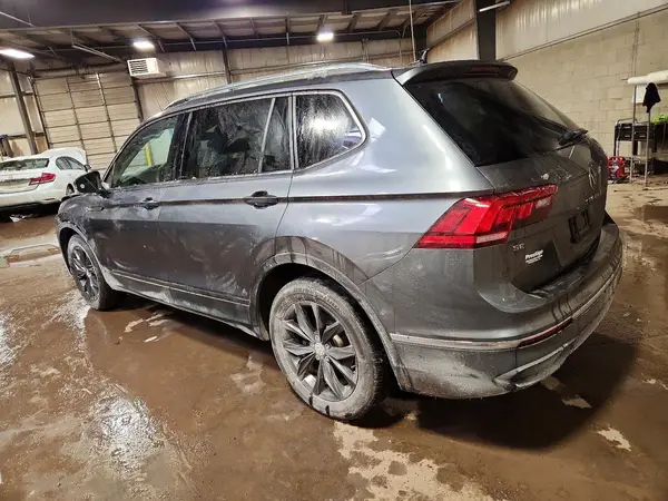 3VV2B7AX7NM151558 2022 VOLKSWAGEN TIGUAN - Image 2