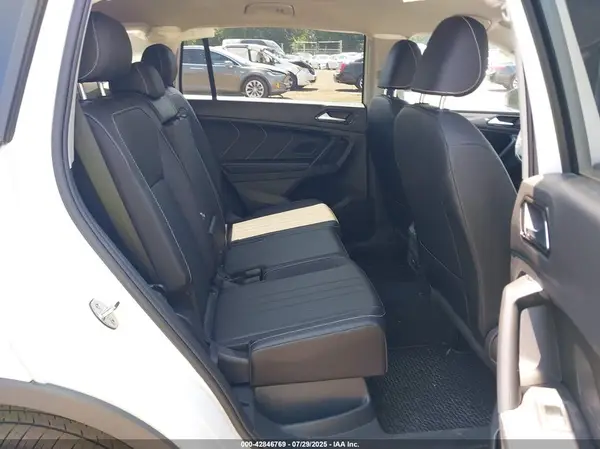 3VV2B7AX7PM020066 2023 VOLKSWAGEN TIGUAN - Image 8