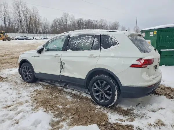 3VV2B7AX7RM005103 2024 VOLKSWAGEN TIGUAN - Image 2