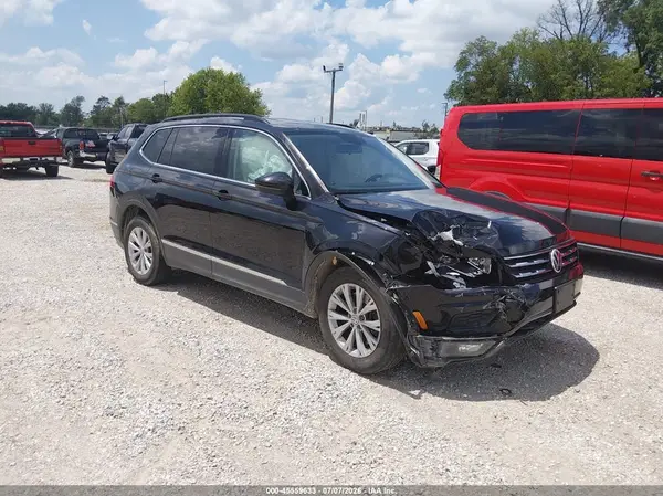 3VV2B7AX8JM000772 2018 VOLKSWAGEN TIGUAN - Image 1