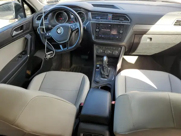 3VV2B7AX8JM008399 2018 VOLKSWAGEN TIGUAN - Image 8