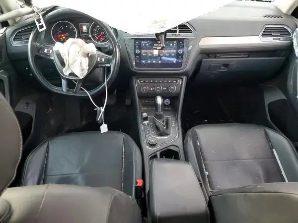 3VV2B7AX8JM009827 2018 VOLKSWAGEN TIGUAN - Image 8