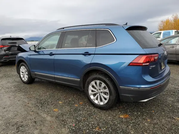3VV2B7AX8JM010007 2018 VOLKSWAGEN TIGUAN - Image 2
