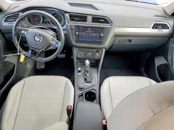 3VV2B7AX8JM020438 2018 VOLKSWAGEN TIGUAN - Image 8