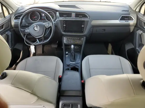 3VV2B7AX8JM037868 2018 VOLKSWAGEN TIGUAN - Image 8
