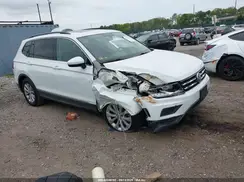 3VV2B7AX8JM102377 2018 VOLKSWAGEN TIGUAN