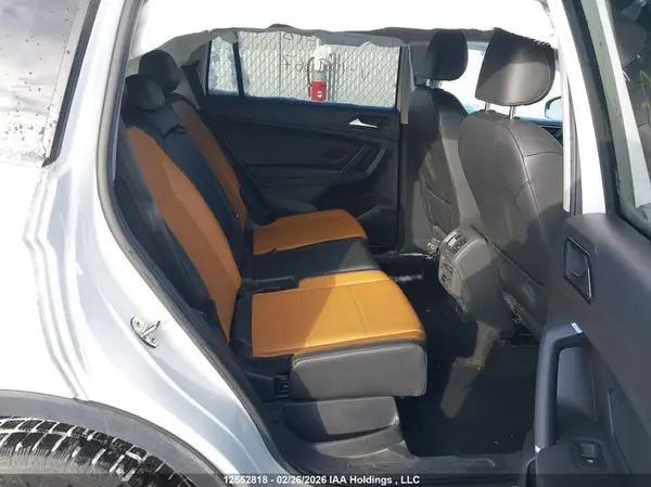 3VV2B7AX8JM109667 2018 VOLKSWAGEN TIGUAN - Image 8