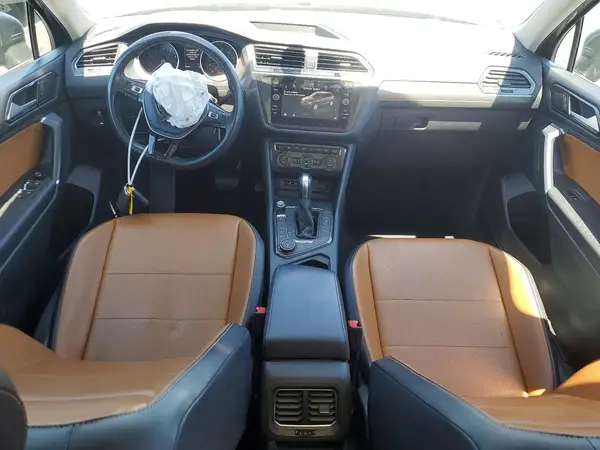 3VV2B7AX8JM131331 2018 VOLKSWAGEN TIGUAN - Image 8