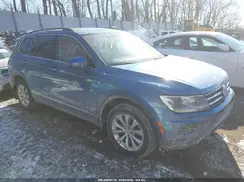 3VV2B7AX8JM142488 2018 VOLKSWAGEN TIGUAN