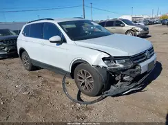 3VV2B7AX8JM149750 2018 VOLKSWAGEN TIGUAN