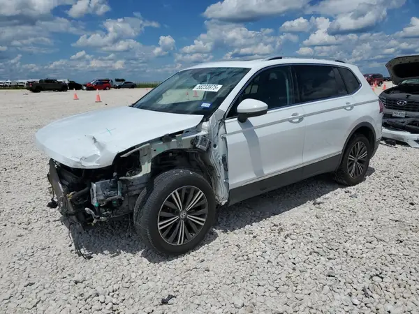3VV2B7AX8JM156391 2018 VOLKSWAGEN TIGUAN - Image 1