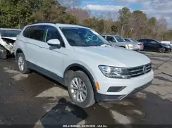 3VV2B7AX8JM188208 2018 VOLKSWAGEN TIGUAN