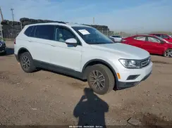 3VV2B7AX8JM195370 2018 VOLKSWAGEN TIGUAN
