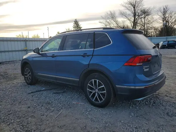 3VV2B7AX8JM199936 2018 VOLKSWAGEN TIGUAN - Image 2