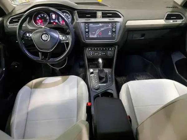 3VV2B7AX8JM203032 2018 VOLKSWAGEN TIGUAN - Image 8
