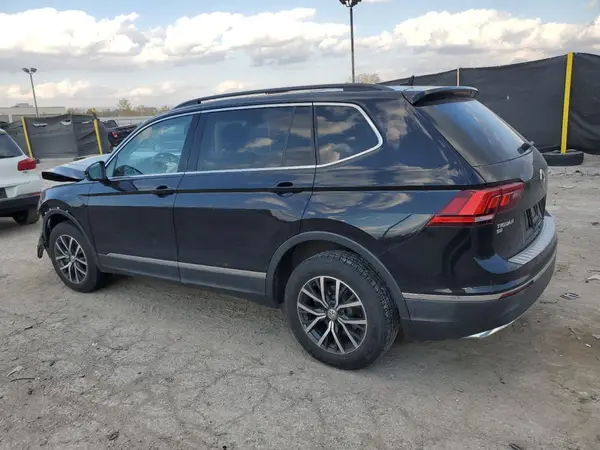 3VV2B7AX8JM209168 2018 VOLKSWAGEN TIGUAN - Image 2