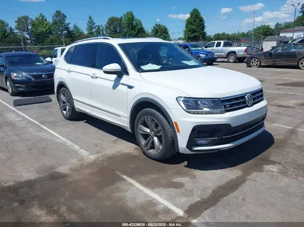 3VV2B7AX8KM017041 2019 VOLKSWAGEN TIGUAN - Image 1
