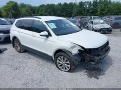 3VV2B7AX8KM020277 2019 VOLKSWAGEN TIGUAN