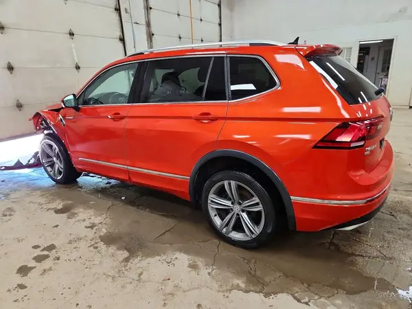 3VV2B7AX8KM020960 2019 VOLKSWAGEN TIGUAN - Image 2