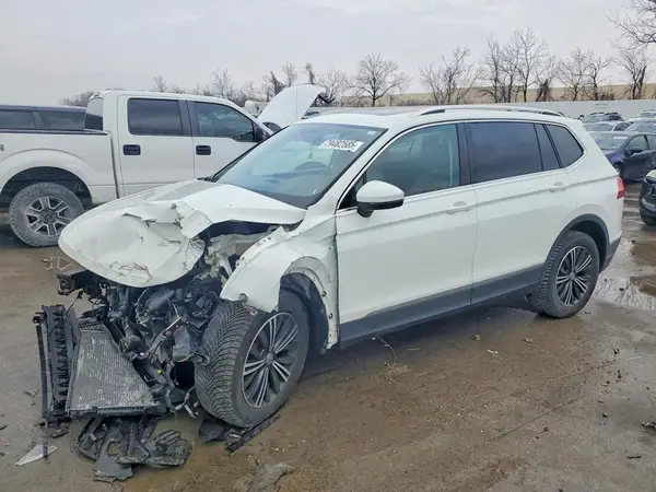 3VV2B7AX8KM039492 2019 VOLKSWAGEN TIGUAN - Image 1