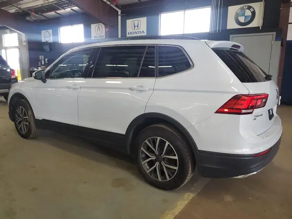 3VV2B7AX8KM054946 2019 VOLKSWAGEN TIGUAN - Image 2
