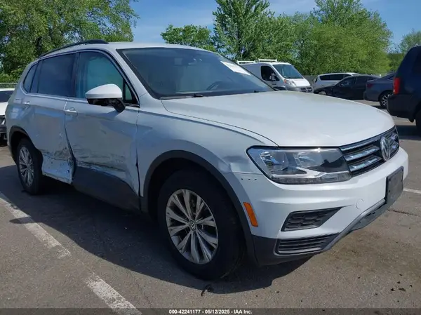 3VV2B7AX8KM064490 2019 VOLKSWAGEN TIGUAN - Image 1