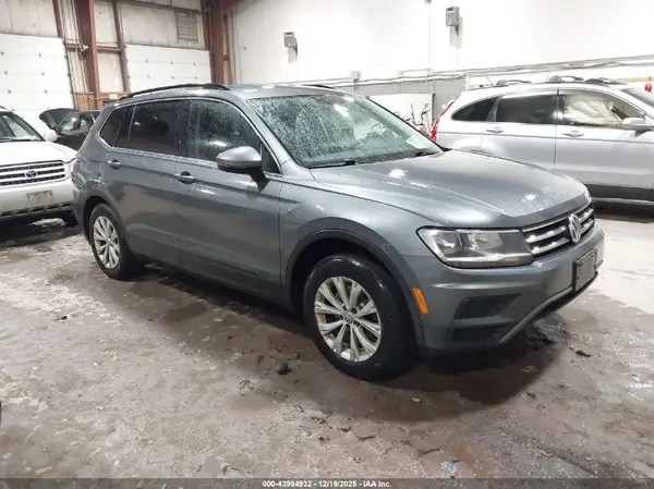 3VV2B7AX8KM080138 2019 VOLKSWAGEN TIGUAN - Image 1
