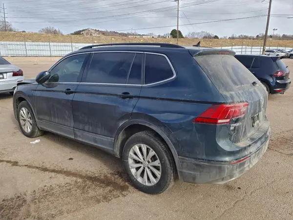 3VV2B7AX8KM108004 2019 VOLKSWAGEN TIGUAN - Image 2