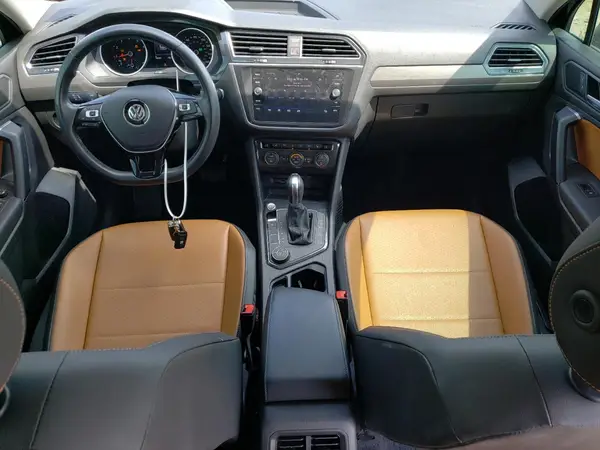 3VV2B7AX8KM115499 2019 VOLKSWAGEN TIGUAN - Image 8