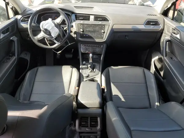 3VV2B7AX8KM120038 2019 VOLKSWAGEN TIGUAN - Image 8
