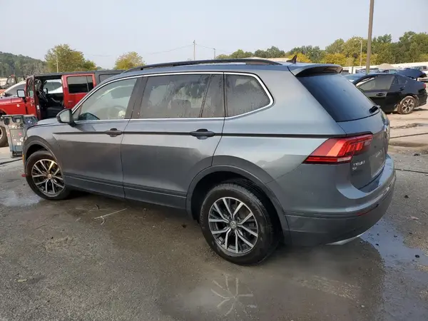 3VV2B7AX8KM123294 2019 VOLKSWAGEN TIGUAN - Image 2